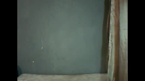 Snapshot of yoncexx25 chatting on 03-01-25, 02:44 amazingkellyxx online show from 03-01-25, 02:44