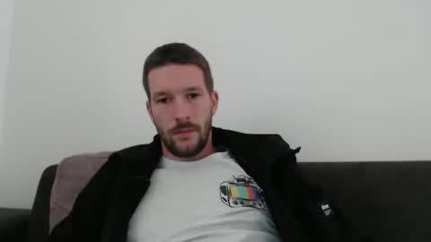 yone23 online show from 10-12-25, 10:14