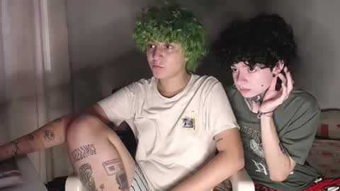 Snapshot of yoonbum_ chatting on 11-06-25, 09:48 Little Mike Independent model online show from 11-06-25, 09:48