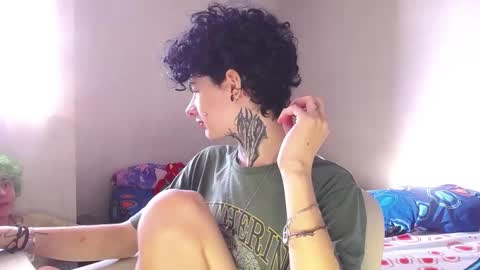 Snapshot of yoonbum_ chatting on 11-07-25, 08:42 Little Mike Independent model online show from 11-07-25, 08:42