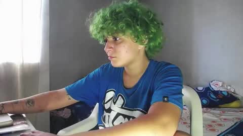 Snapshot of yoonbum_ chatting on 11-14-25, 07:01 Little Mike Independent model online show from 11-14-25, 07:01