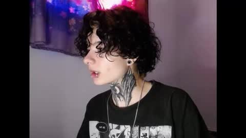 Snapshot of yoonbum_ chatting on 02-15-26, 10:06 Little Mike Independent model online show from 02-15-26, 10:06