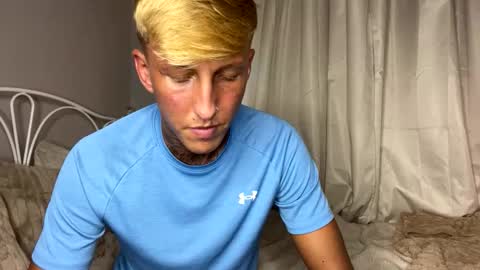 Snapshot of yorkshirelad208 chatting on 11-11-25, 07:25 Harrison online show from 11-11-25, 07:25