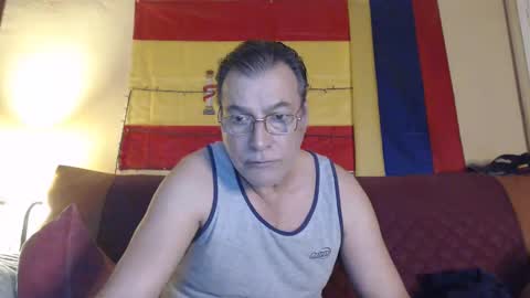 Snapshot of yosep44 chatting on 01-05-25, 05:30 yosep online show from 01-05-25, 05:30