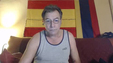 Snapshot of yosep44 chatting on 01-26-25, 12:43 yosep online show from 01-26-25, 12:43