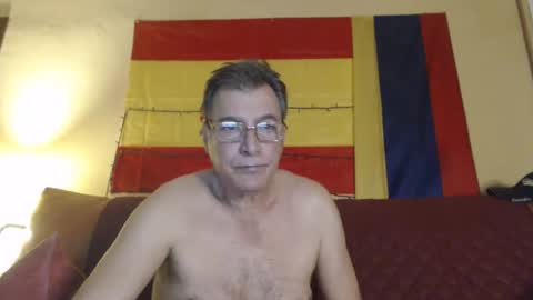 Snapshot of yosep44 chatting on 03-07-25, 05:06 yosep online show from 03-07-25, 05:06