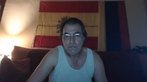 Snapshot of yosep44 chatting on 10-14-25, 04:41 yosep online show from 10-14-25, 04:41