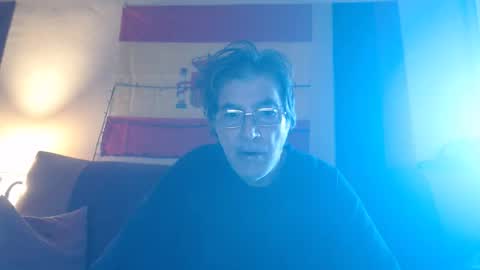 Snapshot of yosep44 chatting on 11-18-25, 07:46 yosep online show from 11-18-25, 07:46