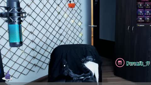 Snapshot of yoshino_san chatting on 01-09-25, 11:45 you can call me Andy or yoshi 3 online show from 01-09-25, 11:45