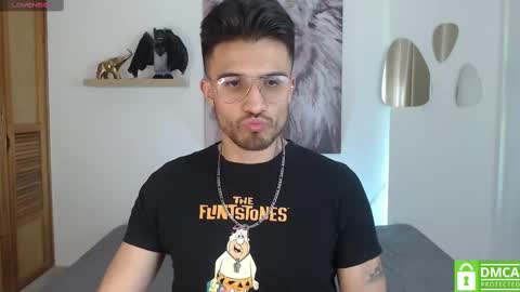 Snapshot of yoshy_man chatting on 01-26-25, 03:59 yoshy_man online show from 01-26-25, 03:59