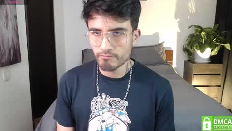 Snapshot of yoshy_man chatting on 10-10-25, 03:49 yoshy_man online show from 10-10-25, 03:49