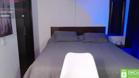 Snapshot of yoshy_man chatting on 10-25-25, 03:47 yoshy_man online show from 10-25-25, 03:47