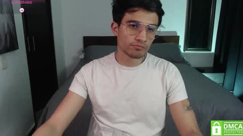 Snapshot of yoshy_man chatting on 11-20-25, 03:07 yoshy_man online show from 11-20-25, 03:07