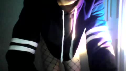Snapshot of yossarian07 chatting on 07-03-26, 01:17 Ash online show from 07-03-26, 01:17