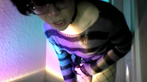 Snapshot of yossarian07 chatting on 07-17-26, 09:19 Ash online show from 07-17-26, 09:19