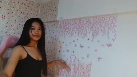 Snapshot of yosufloversweet chatting on 09-18-25, 10:56 fin online show from 09-18-25, 10:56