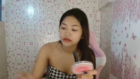 Snapshot of yosufloversweet chatting on 09-22-25, 01:07 fin online show from 09-22-25, 01:07