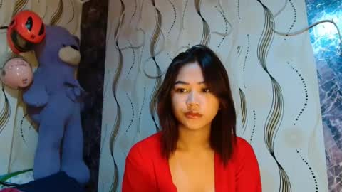 Snapshot of yosufloversweet chatting on 11-19-25, 12:05 fin online show from 11-19-25, 12:05