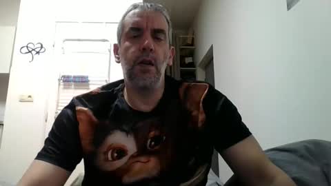 Snapshot of youdeservit chatting on 02-16-25, 07:16 CrayZio online show from 02-16-25, 07:16