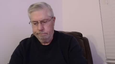 Snapshot of yougogirl_3 chatting on 01-27-25, 04:20 Colorado Guy Straight online show from 01-27-25, 04:20