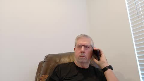 Snapshot of yougogirl_3 chatting on 02-05-25, 02:59 Colorado Guy Straight online show from 02-05-25, 02:59