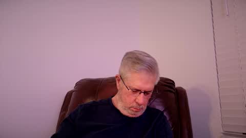 Snapshot of yougogirl_3 chatting on 03-08-25, 05:28 Colorado Guy Straight online show from 03-08-25, 05:28