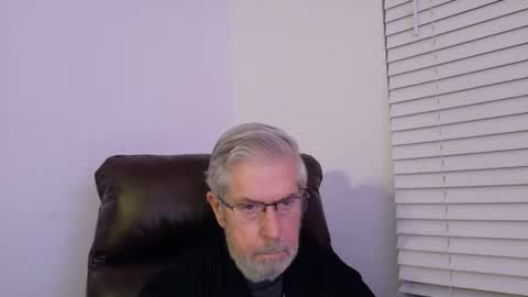 Snapshot of yougogirl_3 chatting on 09-21-25, 11:34 Colorado Guy Straight online show from 09-21-25, 11:34