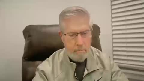 Snapshot of yougogirl_3 chatting on 10-11-25, 02:11 Colorado Guy Straight online show from 10-11-25, 02:11