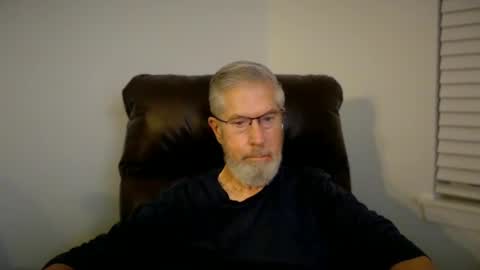 Snapshot of yougogirl_3 chatting on 10-18-25, 03:31 Colorado Guy Straight online show from 10-18-25, 03:31