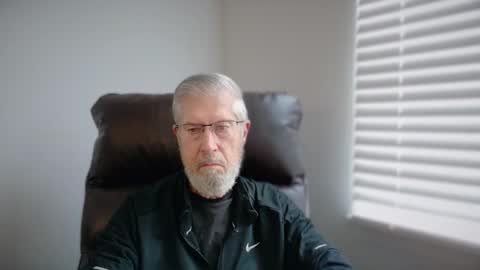 Snapshot of yougogirl_3 chatting on 10-26-25, 05:52 Colorado Guy Straight online show from 10-26-25, 05:52