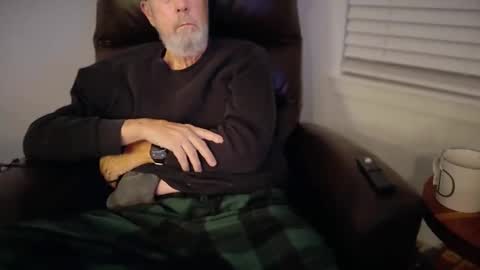 Snapshot of yougogirl_3 chatting on 10-28-25, 06:50 Colorado Guy Straight online show from 10-28-25, 06:50