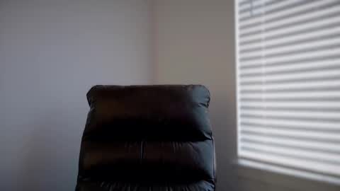 Snapshot of yougogirl_3 chatting on 10-28-25, 06:54 Colorado Guy Straight online show from 10-28-25, 06:54