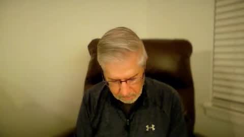 Snapshot of yougogirl_3 chatting on 10-29-25, 11:56 Colorado Guy Straight online show from 10-29-25, 11:56