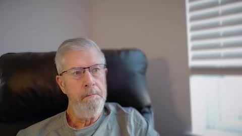 Snapshot of yougogirl_3 chatting on 11-23-25, 02:17 Colorado Guy Straight online show from 11-23-25, 02:17