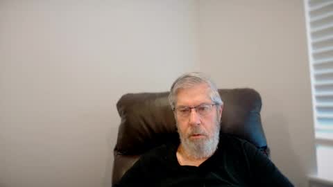 Colorado Guy Straight online show from 07-18-26, 01:59