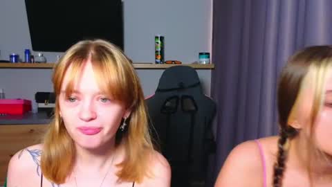 Anna and Luna online show from 07-22-26, 04:43