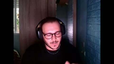 Snapshot of younromki chatting on 02-04-26, 12:11 A... online show from 02-04-26, 12:11