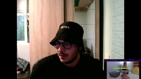 Snapshot of younromki chatting on 02-05-26, 09:58 A... online show from 02-05-26, 09:58