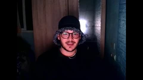 Snapshot of younromki chatting on 02-11-26, 09:31 A... online show from 02-11-26, 09:31