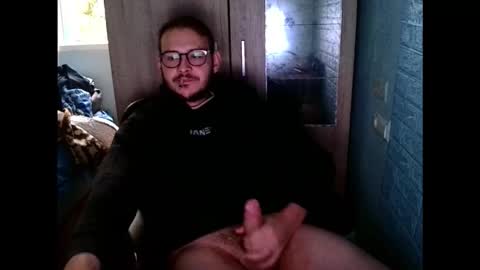 Snapshot of younromki chatting on 03-09-26, 12:31 A... online show from 03-09-26, 12:31