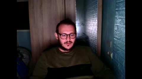 Snapshot of younromki chatting on 04-01-26, 09:12 A... online show from 04-01-26, 09:12