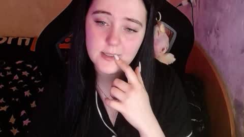 your_8a8y online show from 12-18-25, 12:33