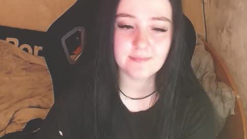 Snapshot of your_8a8y chatting on 02-04-26, 01:28 your_8a8y online show from 02-04-26, 01:28