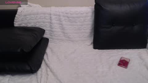 Snapshot of your__maria chatting on 03-03-25, 07:10 Maria Love online show from 03-03-25, 07:10