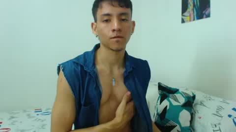 Snapshot of your_boy_hot chatting on 07-04-26, 11:27 your boy online show from 07-04-26, 11:27