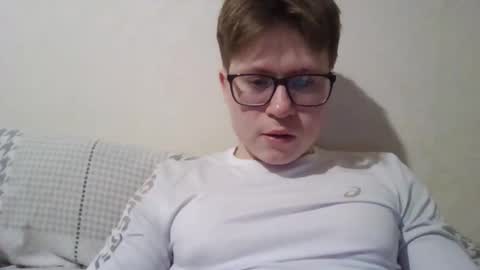 Max online show from 02-12-26, 10:43