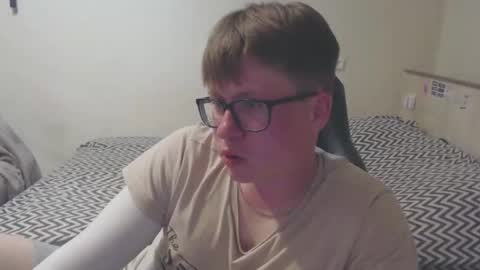 Max online show from 04-30-26, 03:40