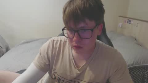 Max online show from 06-02-26, 03:03