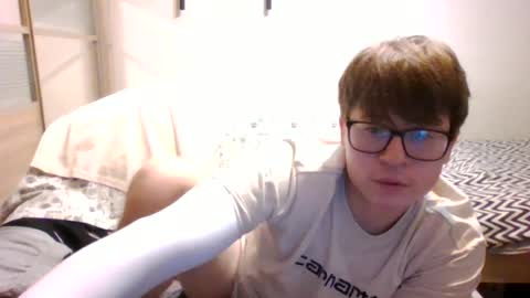 Max online show from 06-23-26, 04:21