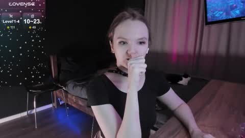 Snapshot of your_bunny chatting on 11-19-25, 07:58 Bunny online show from 11-19-25, 07:58